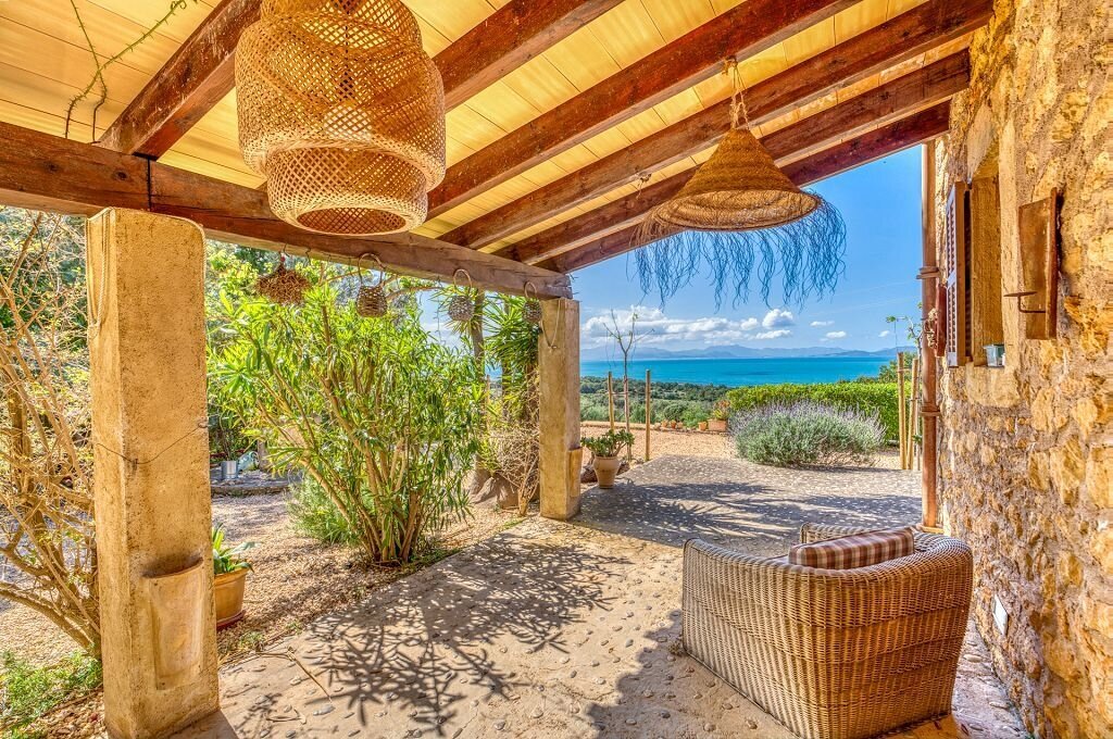 Colonia de Sant Pere: Hanglagen-Finca mit spektakulärem Panorama-Meerblick zur Langzeit-Miete 