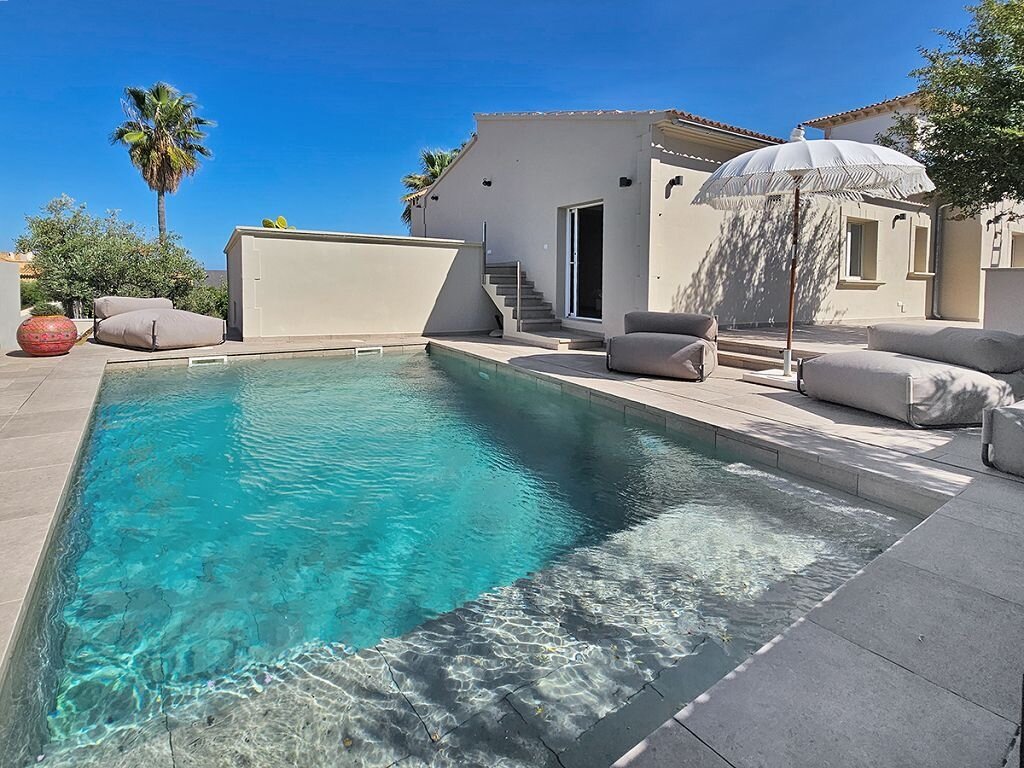 Colonia de Sant Pere: Villa al puerto con piscina, vistas al mar & ETV licencia 